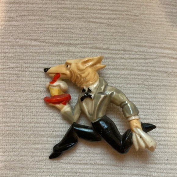 VINTAGE Fleet Fox Pin - Picture 1 of 2